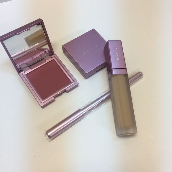 Mally Beauty Makeup Concealer and Blush Brand New - Picture 2 of 3